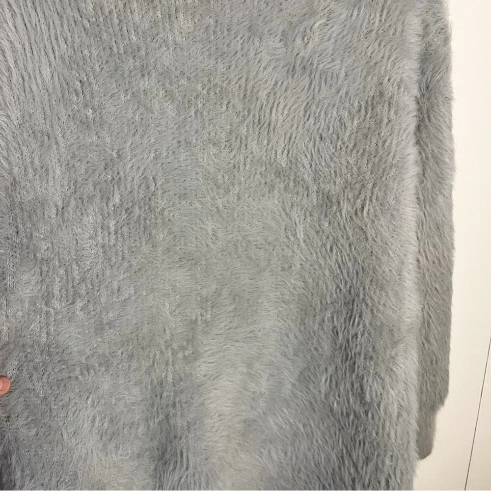 Papillon Fuzzy Light Slate Open Cardigan. Size Medium. - Picture 7 of 9